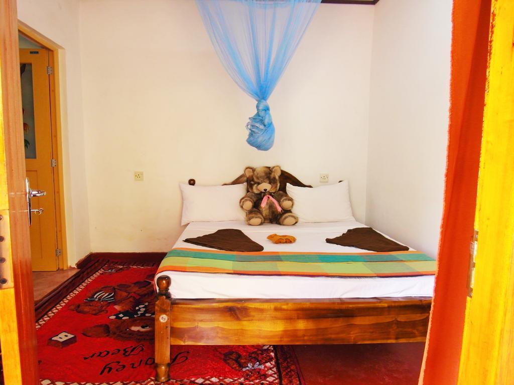 Sigiri Picaso Home Stay Szigirija Kültér fotó
