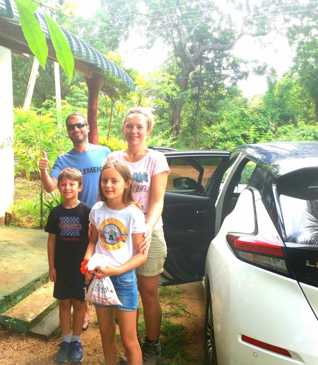 Sigiri Picaso Home Stay Szigirija Kültér fotó