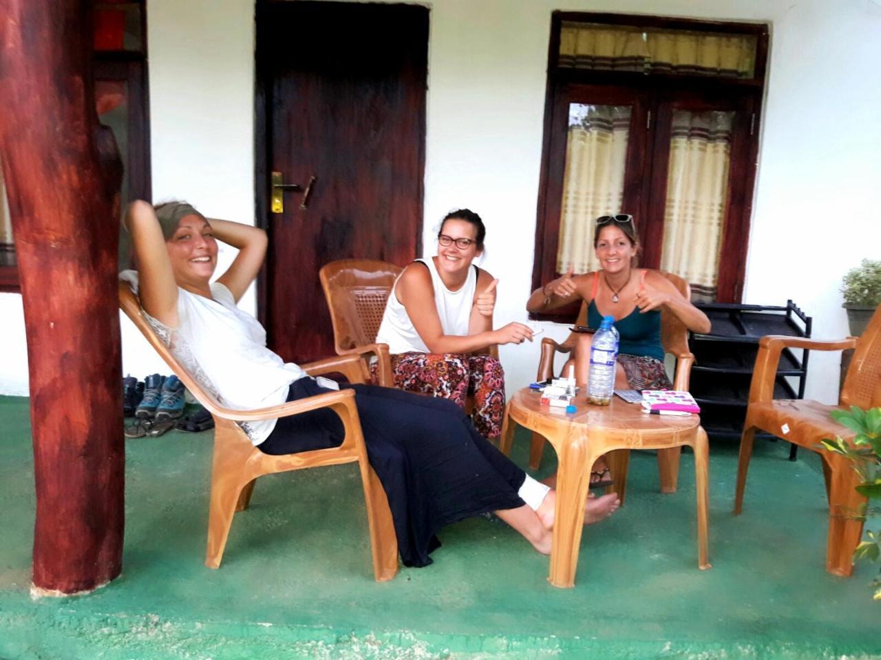 Sigiri Picaso Home Stay Szigirija Kültér fotó