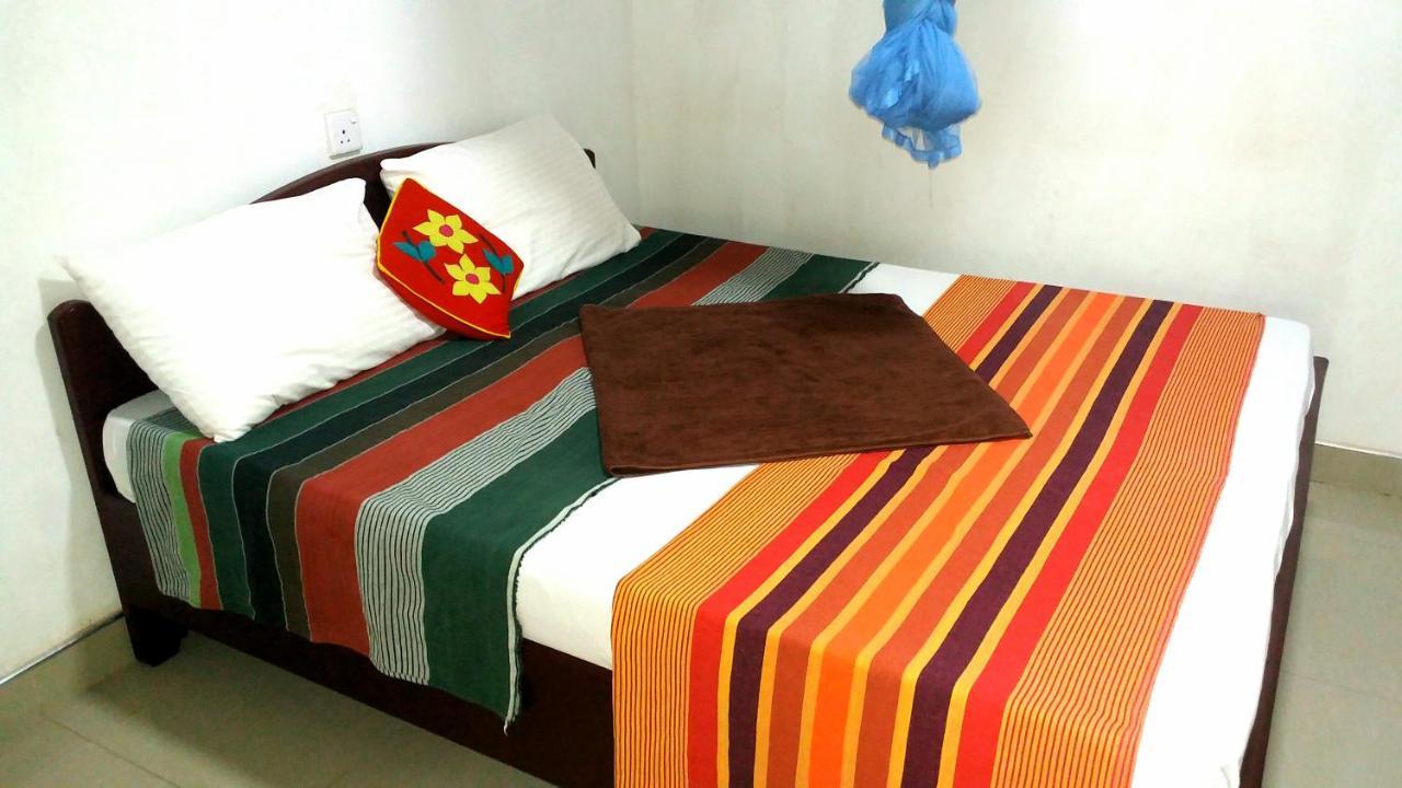 Sigiri Picaso Home Stay Szigirija Kültér fotó